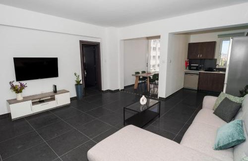 Larnaca City Centre Apartamento | Central 2 Bdr Flat St Lazaros - Phoenix Lodge
