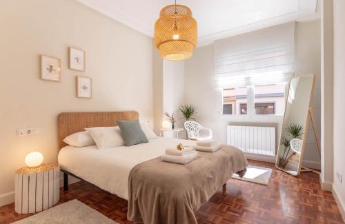 Castanos Apartamento | CENTRAL AND CHARMING - Guggenheim & Old Town Bilbao