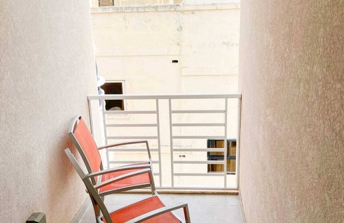 Msida Apartamento | Central apartamento en Msida, 3BDR, 2min de Yatch marina