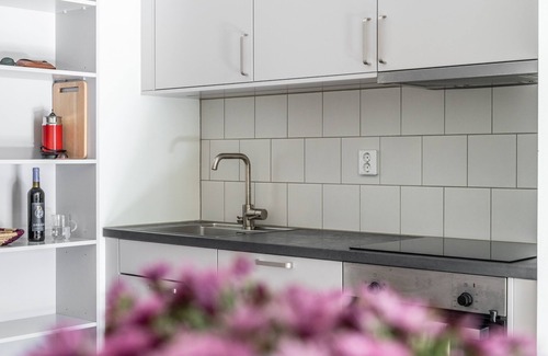Appelviken Apartamento | Central apartment 5min Drive to city airport