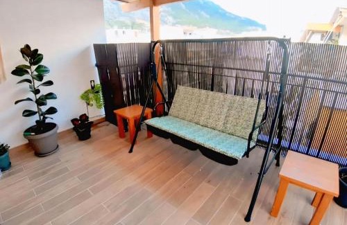 Loutraki Apartamento | Central Apartment Near The beach with huge private terrace
