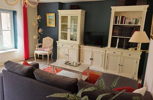 Remiremont Apartamento | Apartamento confortable en el corazón de Remiremont, cerca del centro y comodidades