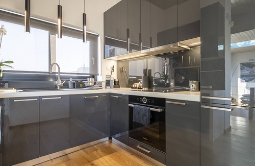 Thissio Apartamento | Central Apartment with Latest Luxuries and Monumental Views (3rd floor)