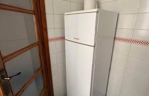 Penya-roja Apartamento | Central Apt with Balcony - City Center, Turia Park, City of Arts 5 min walk