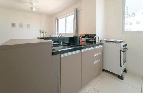 Zona 01 Apartamento | Central até 4 hóspedes - RC1902
