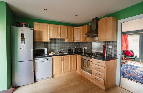 Belfast Apartamento | Central Belfast Apartments: Unique Retreat in the East