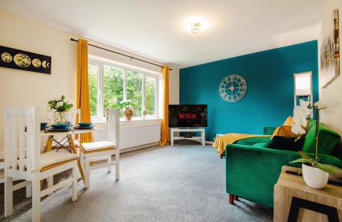 Sheffield Apartamento | Central Blue Haven Retreat Free Parking 8ppl!