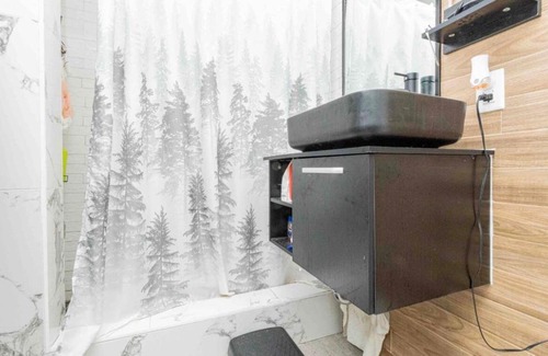 Bedford-Stuyvesant Apartamento | Central Brooklyn Loft. 4 stops to Manhattan.