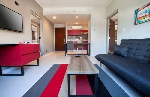 El Tezal Hotel | Central Cabo Stay – Minutes to Marina, Beaches, Dining | 2 Spacious Units
