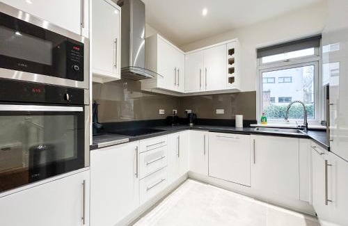 Camden Town with Primrose Hill Apartamento | Central Camden Apartment P3