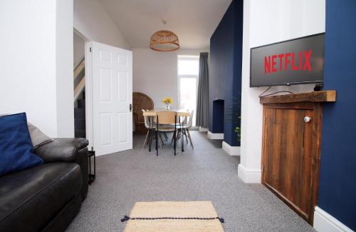 Cathays Casa | Central Cardiff - 3 Bedroom Home - Walk to Shopping Town Centre And Cardiff Castle