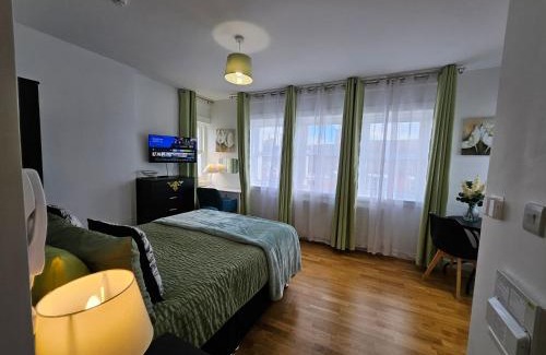 Leek Casa | Central Chambers Suites Suite 3