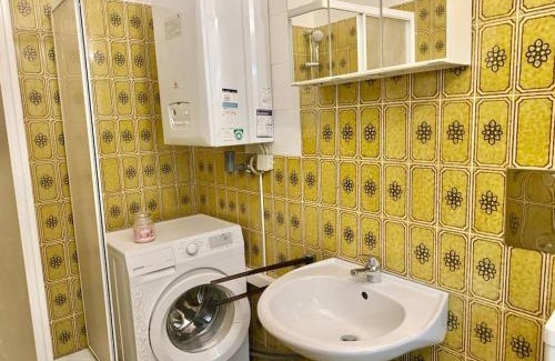 Alservorstadt Apartamento | Central Classical Studio - 5 min to Center