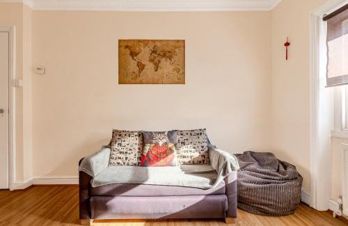 Camden Apartamento | Central comfy 1BR flat, 5 minutes Chalk Farm tube