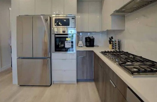 Newton Condominio | Central Condo with AC and Private Balcony