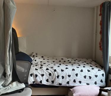 Haga Casa | Central cozy accommodation, single room or bed in dormroom