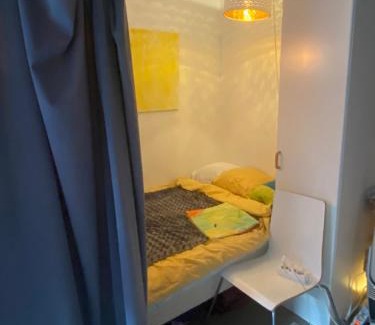 Haga Casa | Central cozy accommodation, single room or bed in dormroom