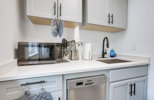 Dayton Condominio | Central Dayton Apt < Half-Mi to UD!