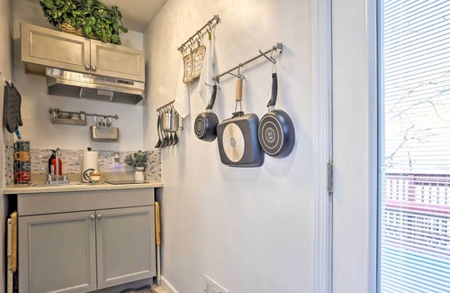 Elmont Casa | Central Elmont Studio w/ Great Outdoor Space!