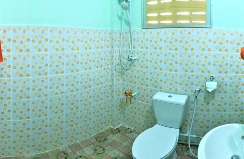 Mae Faek Mai Apartamento | festival central chiang mai 18 kilómetros.