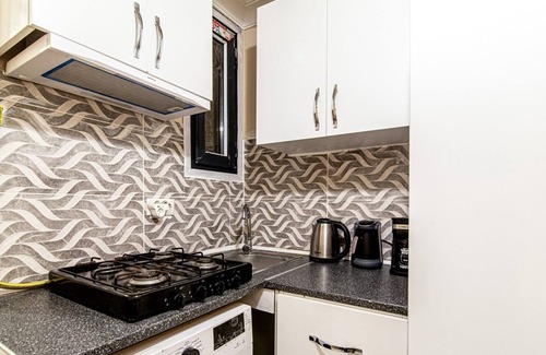Mecidiyekoy Apartamento | Modern Studio Flat Close to Profilo Shopping Mall