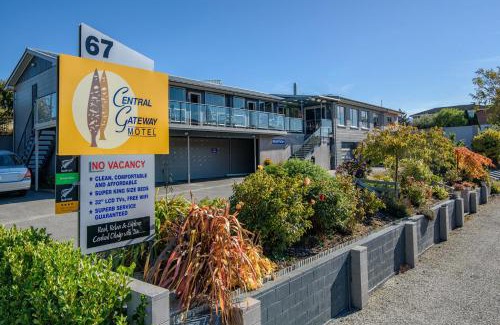 Lowburn Hotel | Central Gateway Motel