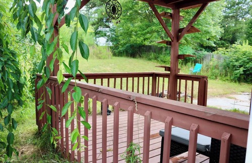 Belmont Casa | Central Getaway, Cozy Space