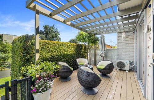 Mount Wellington Casa | Central Haven - Stonefields Holiday Townhouse