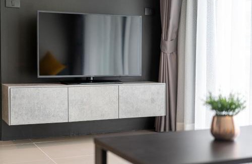 Kathu Apartamento | Central Hill View 2BR Apartment A616 D