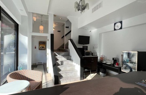 Gay Village Hotel | Central Hotel
