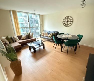 Central Milton Keynes Apartamento | Central Hub Flat