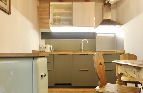 San Cassiano Apartamento | Central apartment for 3 people with terrace and parking-700 m from the cable car