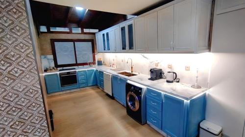 Quartier Mozart Apartamento | Central Large apartment with stone sauna and jacuzzi
