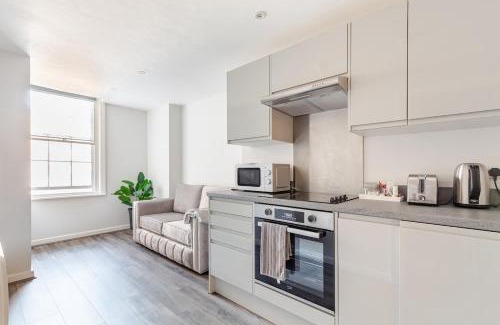 Chinatown Apartamento | Central Liverpool Apartment, 1 Bedroom and Sofa Bed