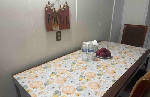 West University Casa | Central located newly renovated duplex house,3 bd 1 bath whole downstairs unit