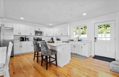 Worcester Casa | Central Location, 3 Bedroom Luxury Townhouse