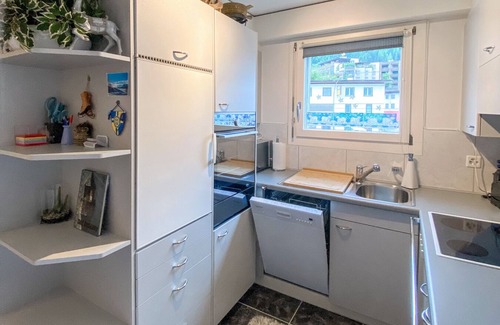 Davos Apartamento | Central location! Modern and secret apartment.