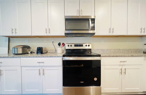 Wetmore Casa | Central Location Near BAMC JBSA-Fort Sam Randolph Riverwalk