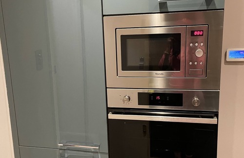 St. Helen's Apartamento | Central London-2 mins from train station