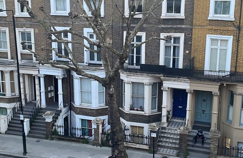 St. Helen's Apartamento | Central London-2 mins from train station