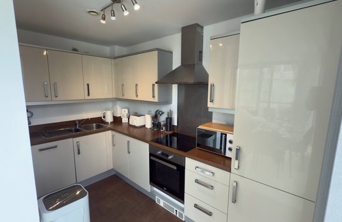 Central Milton Keynes Apartamento | Central M K 2-bedroom Apartment, Sleeps 4, Parking