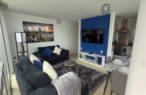 Central Milton Keynes Apartamento | Central M K 2-bedroom Apartment, Sleeps 4, Parking