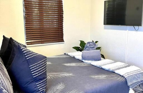 Central Fort Lauderdale Casa | Central Nautical Themed 4 bed 2 bath Home
