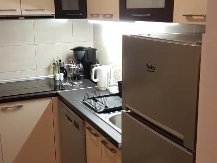 Grbavica Apartamento | Central New Apartment
