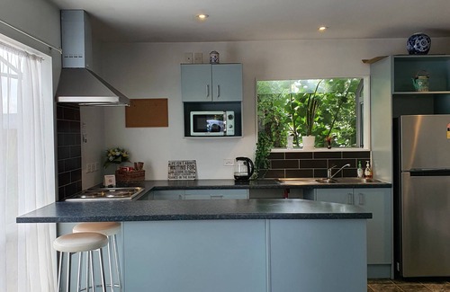 Auckland Casa | Central - Private and Quiet Twin Room Unit