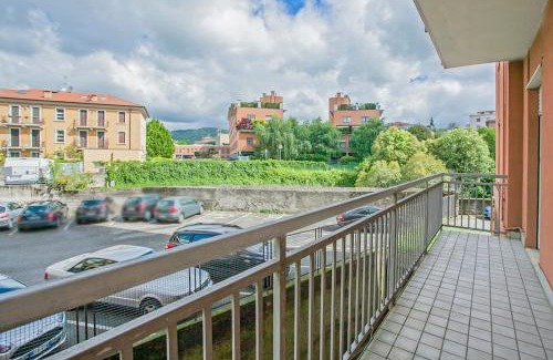 Citta Bassa Apartamento | Central quiet flat Free Parking