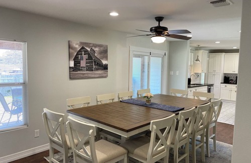 Terrell Hills Casa | Central SA Near Downtown & Zoo