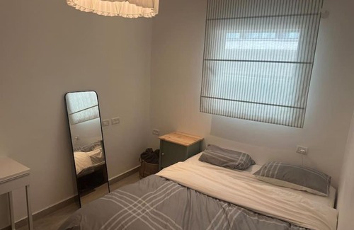 Tel Aviv Apartamento | Central Tel Aviv with garden