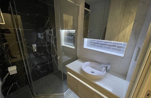 Villawood Casa | Central to all of Sydney’s famous attractions.