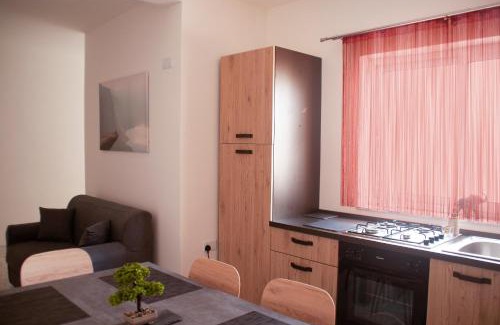 Bugibba Apartamento | Central Two Bedroom Apartment in Bugibba